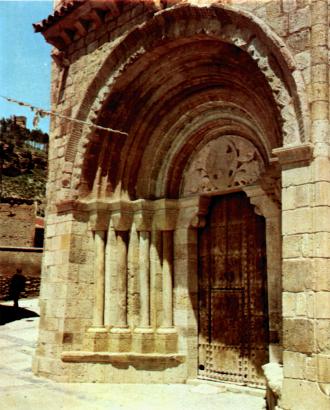Puerta de la Iglesia de San Miguel