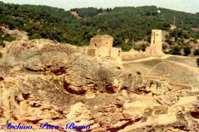Castillo Mayor y Muro del Jaque